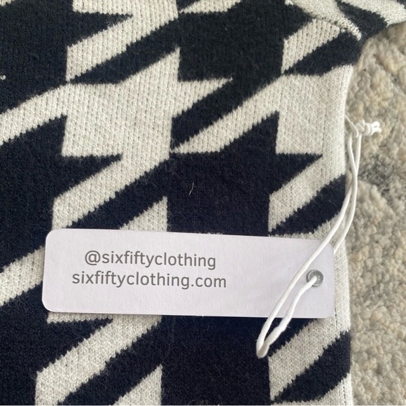 Six Fifty NWT Houndstooth Sweater, soft stretch, wide sleeve, sweater Sz Small - Picture 9 of 12